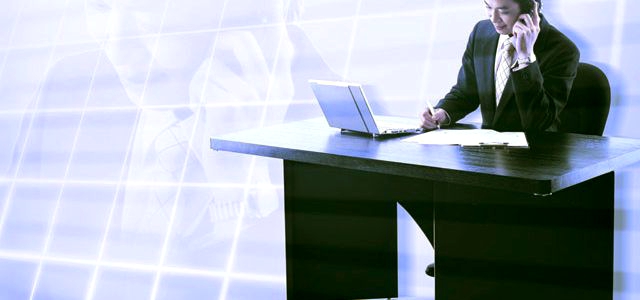 携帯電話のヘッドセットマイクと知り合いのヘッドセットマイク